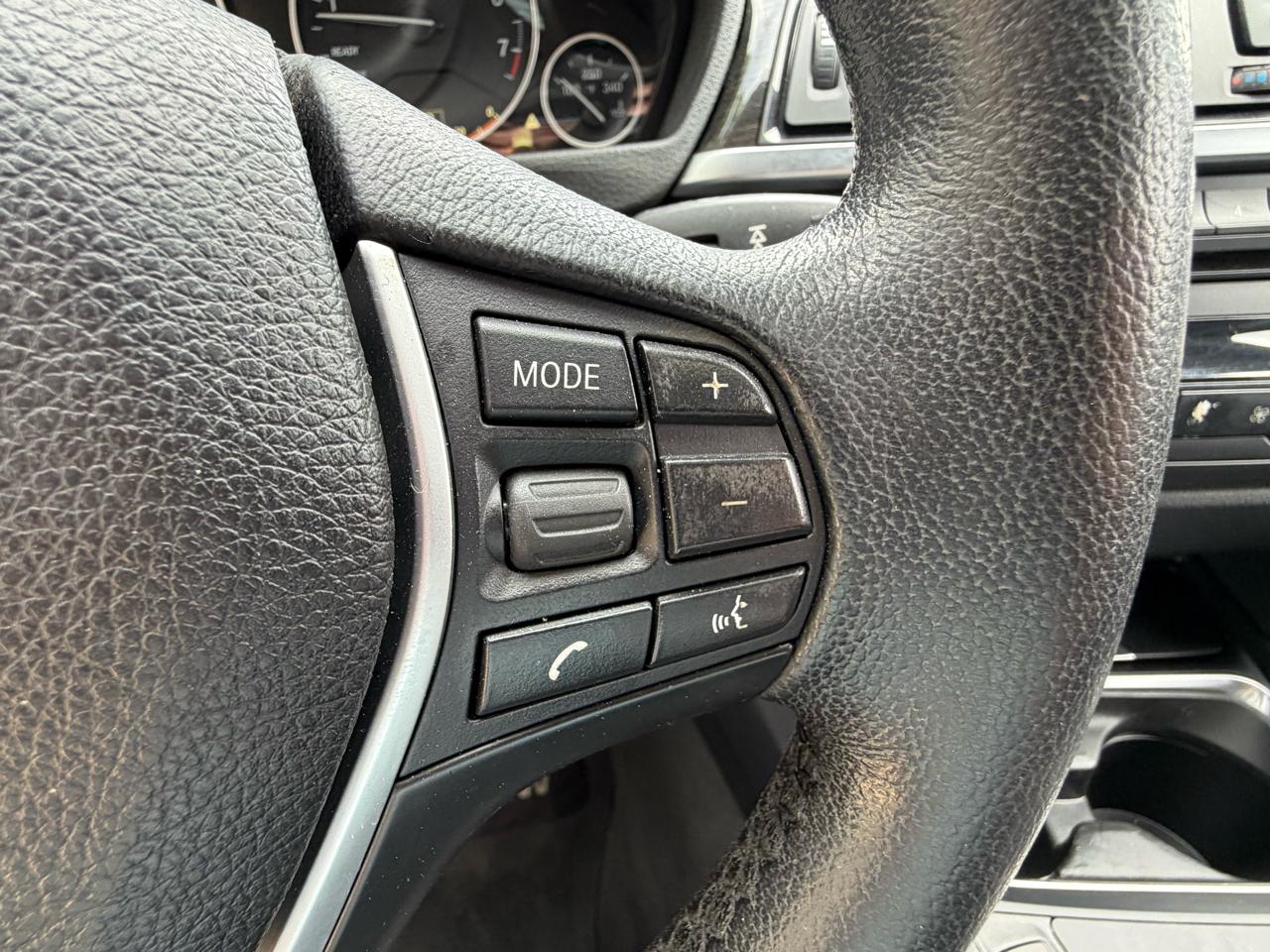 BMW 328i xDrive Base 2015