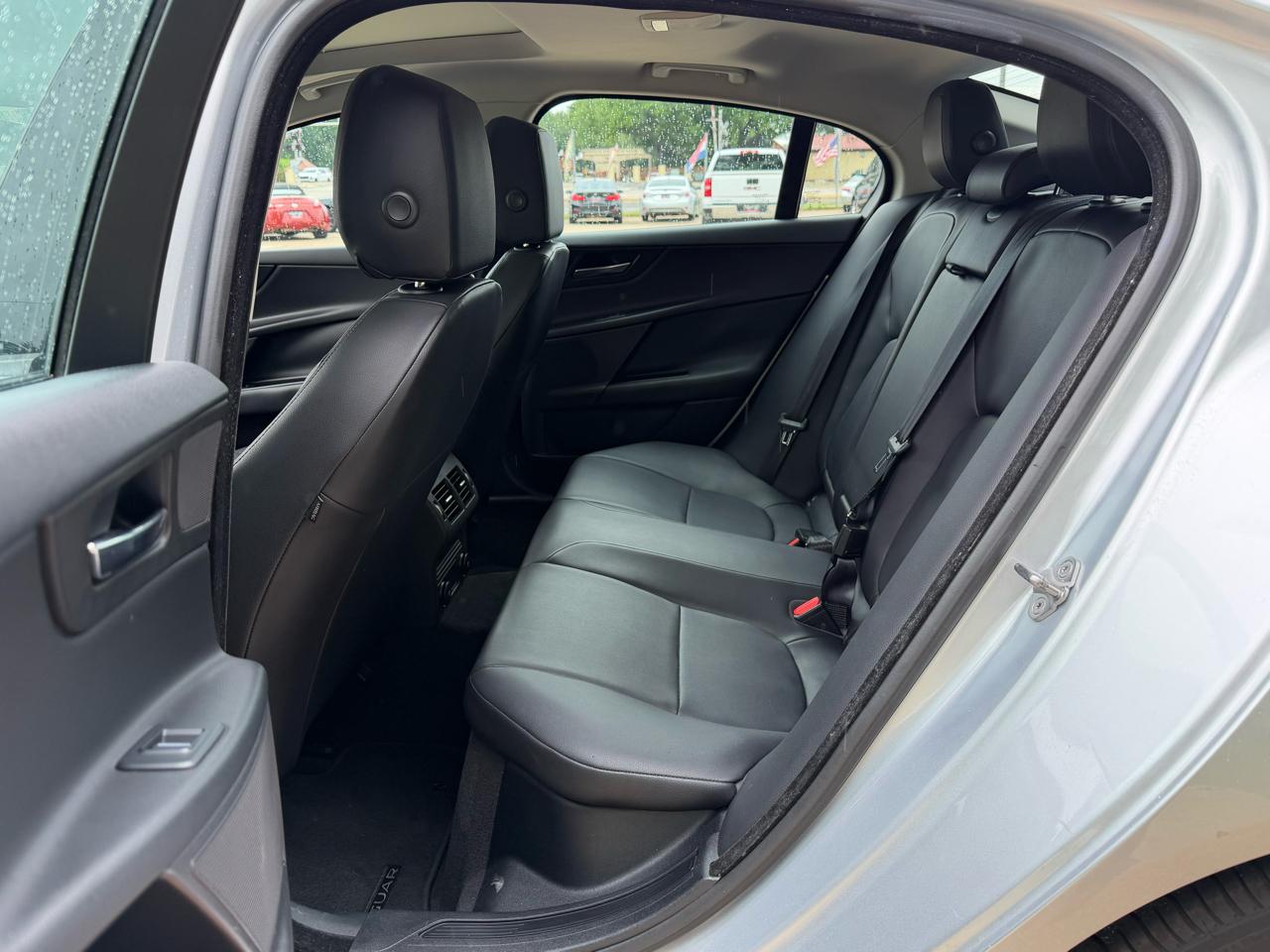 Jaguar XE 20d Premium 2018