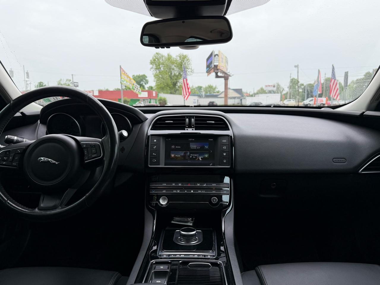 Jaguar XE 20d Premium 2018