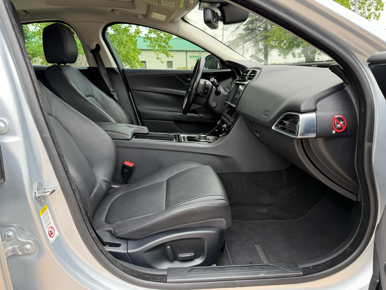 Jaguar XE 20d Premium 2018