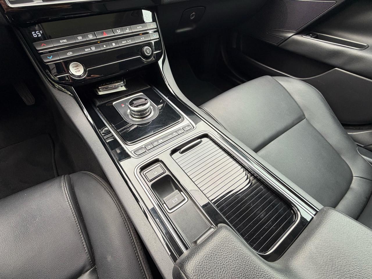 Jaguar XE 20d Premium 2018