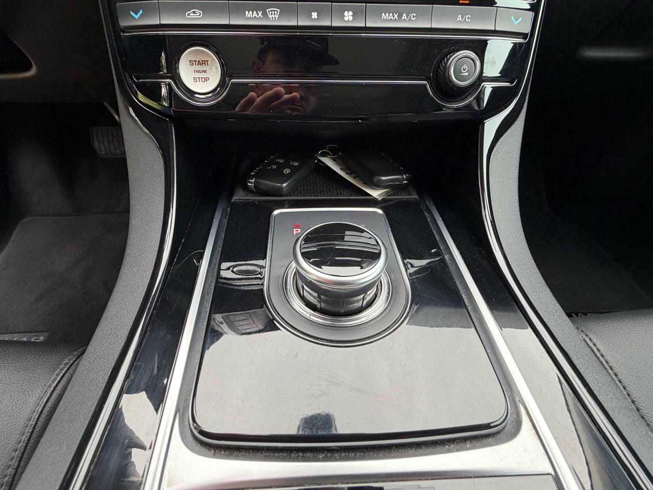 Jaguar XE 20d Premium 2018