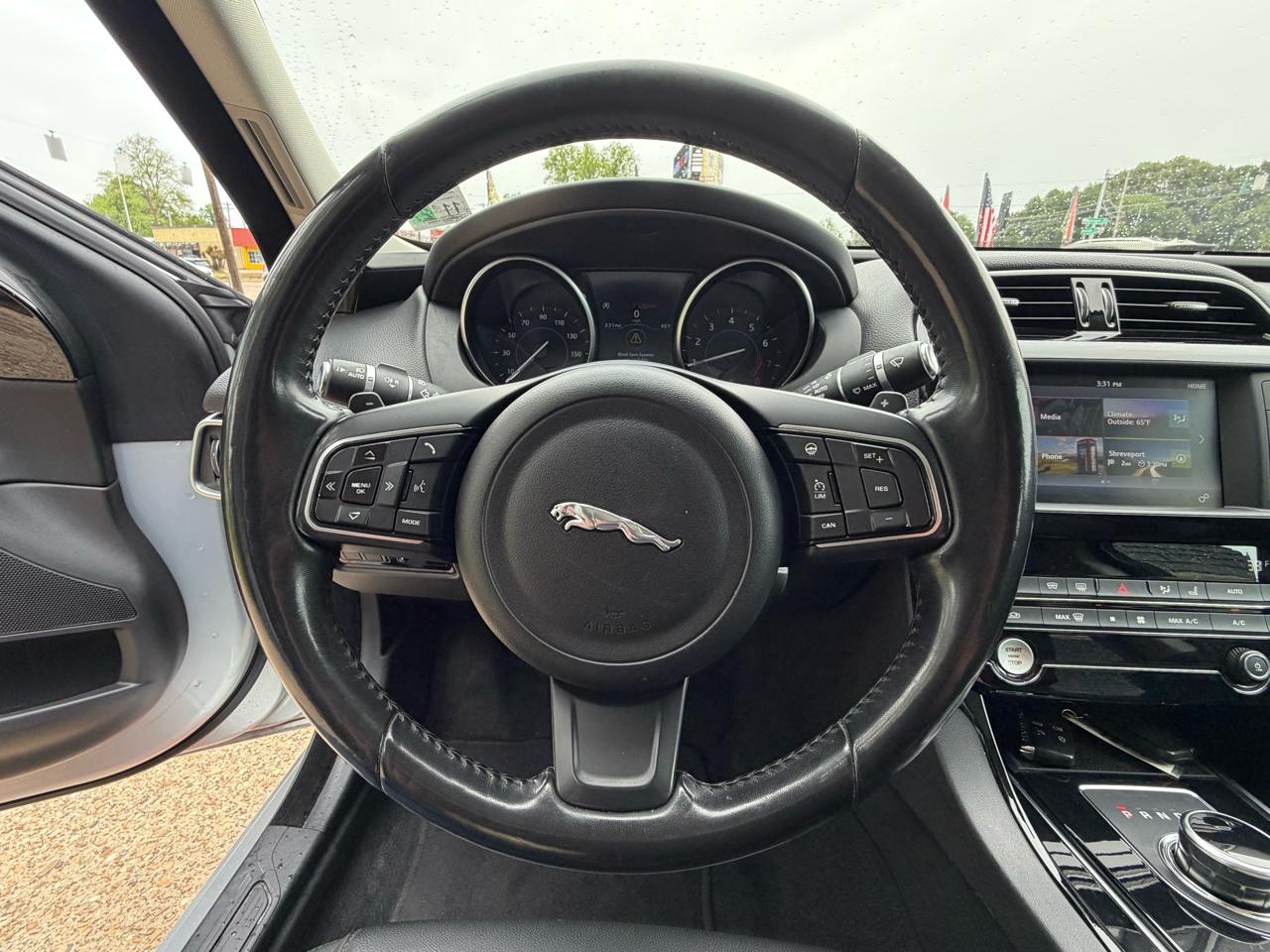 Jaguar XE 20d Premium 2018