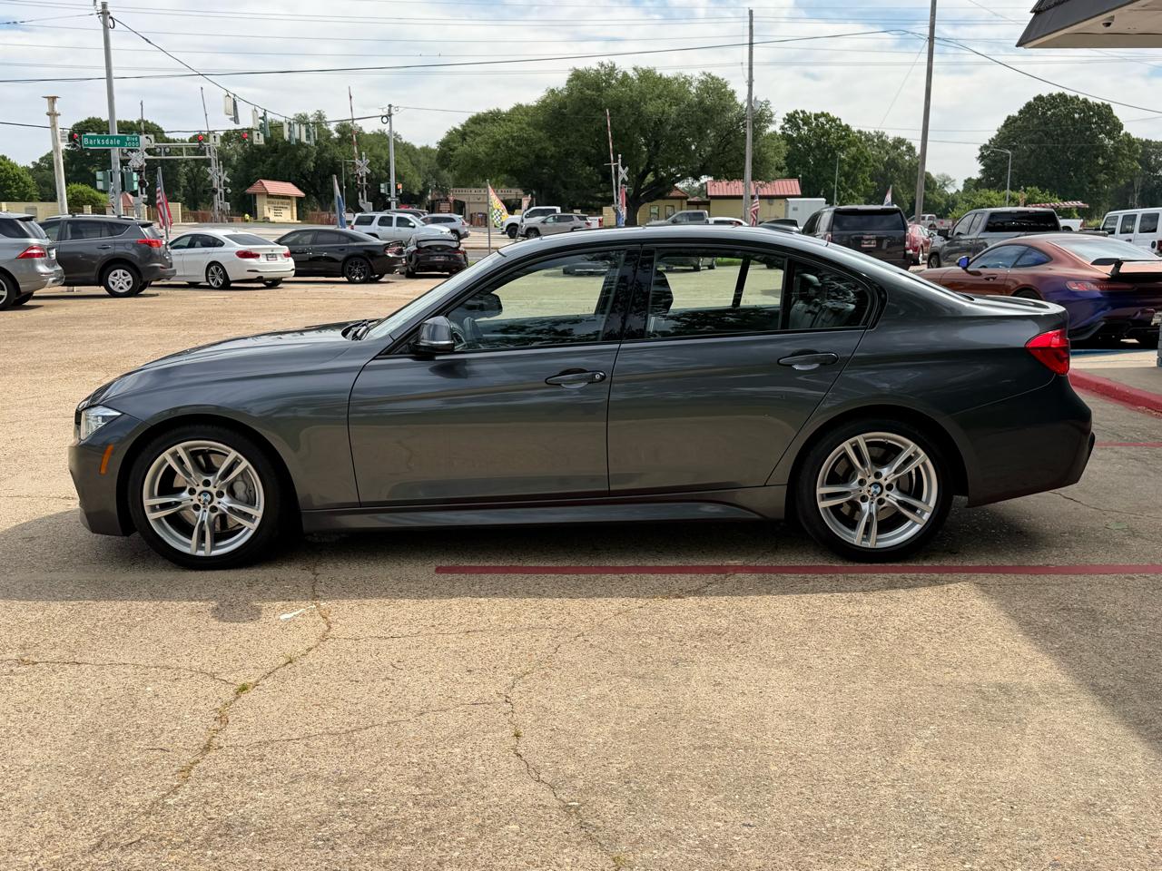 BMW 3-Series 330i 4D Sedan 2017