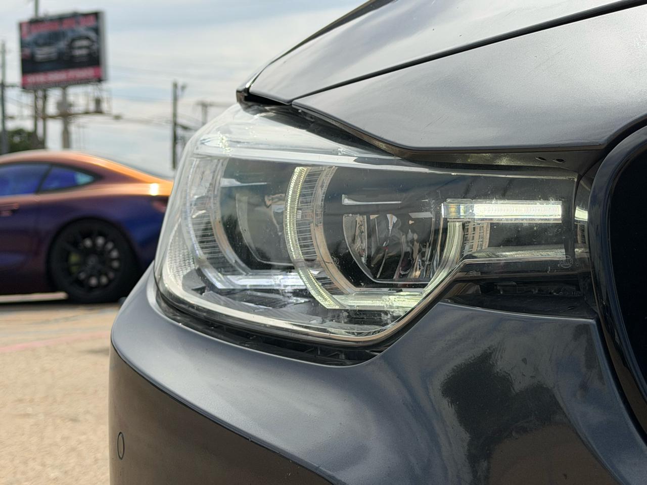 BMW 3-Series 330i 4D Sedan 2017