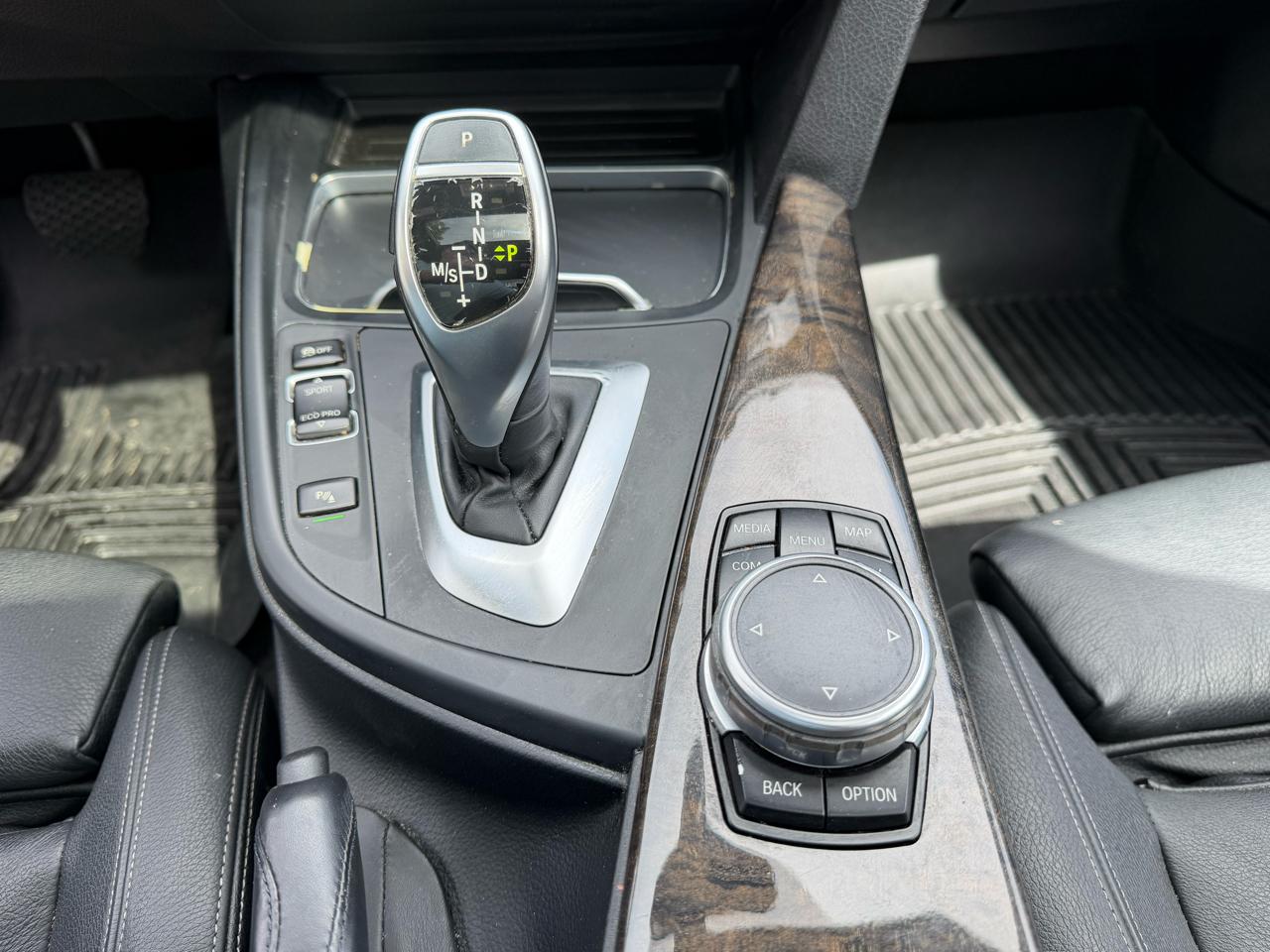 BMW 3-Series 330i 4D Sedan 2017