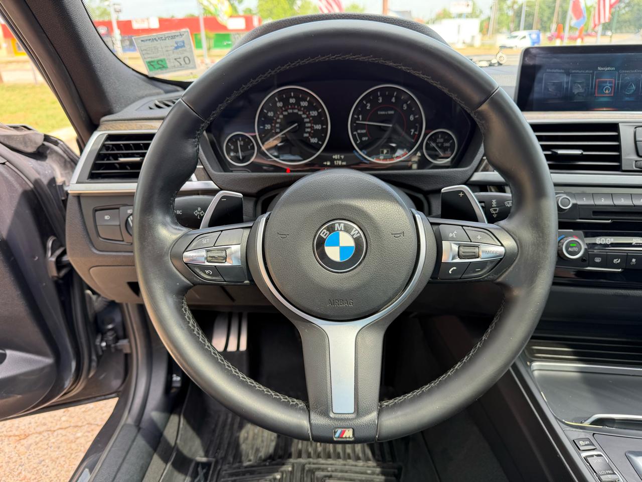 BMW 3-Series 330i 4D Sedan 2017
