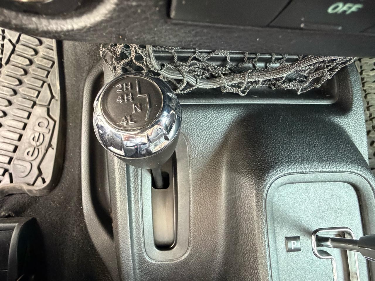 Jeep Wrangler Sahara Unlimited 2012