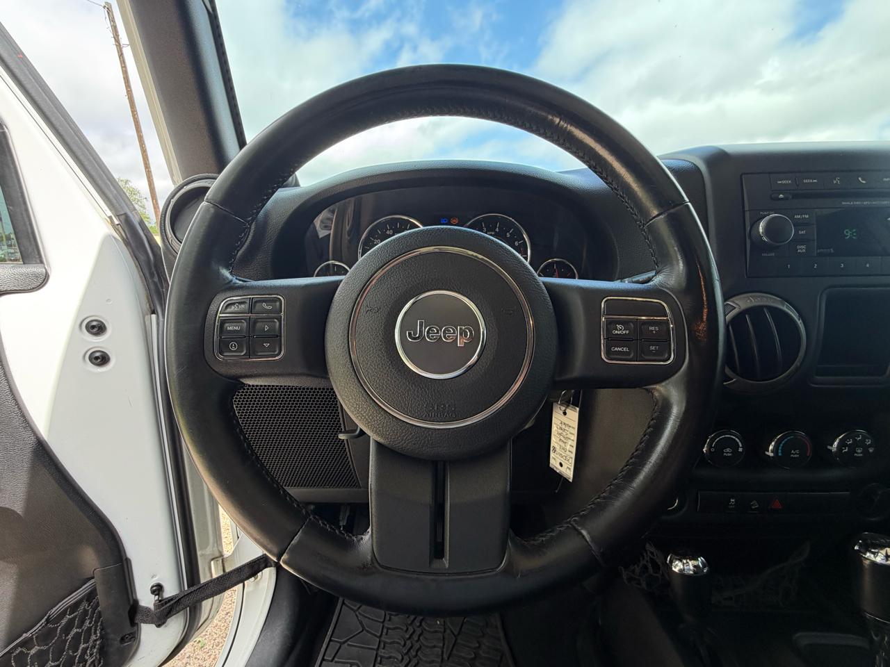 Jeep Wrangler Sahara Unlimited 2012