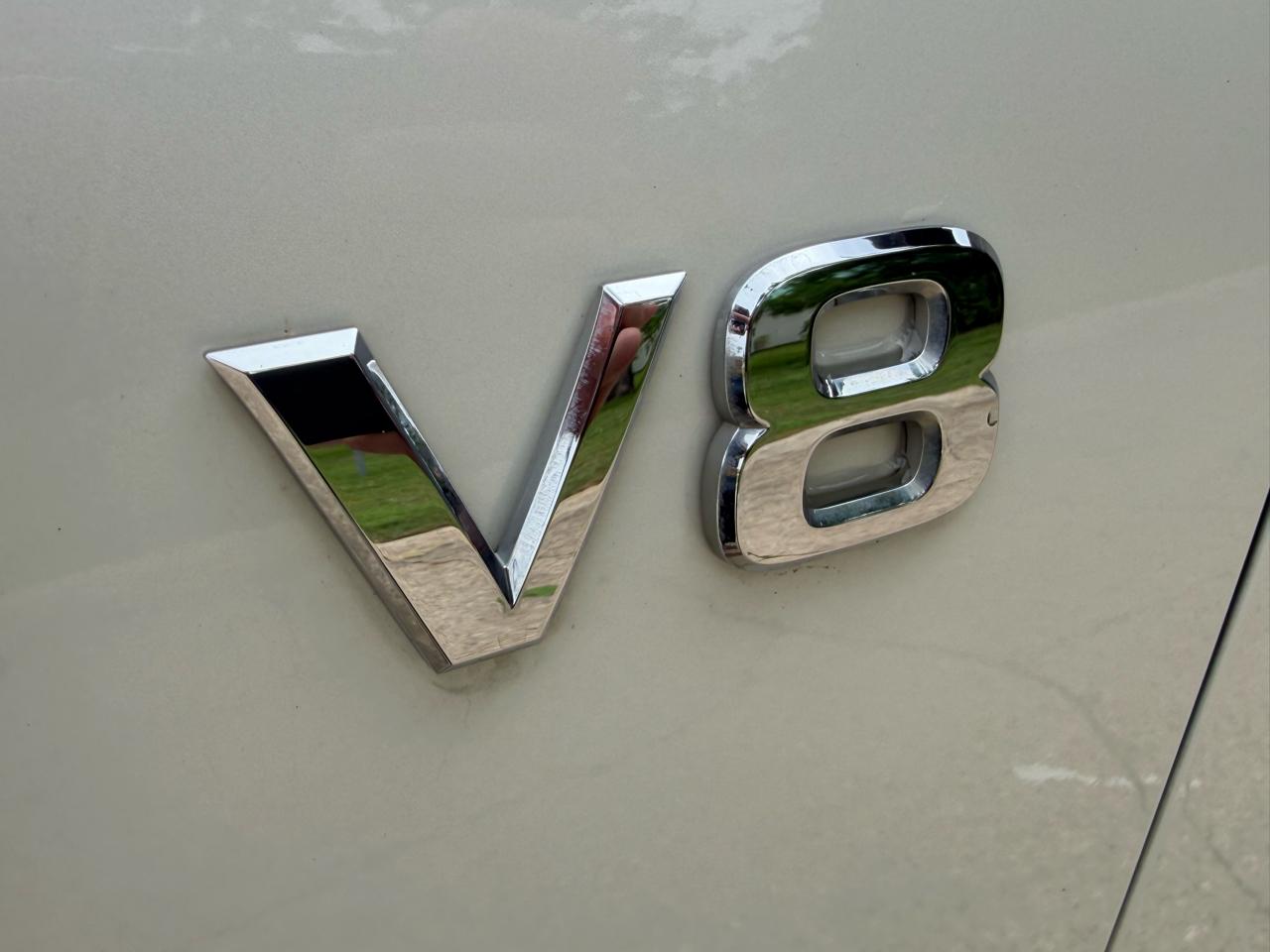 Nissan Armada 2WD 4dr Platinum 2017