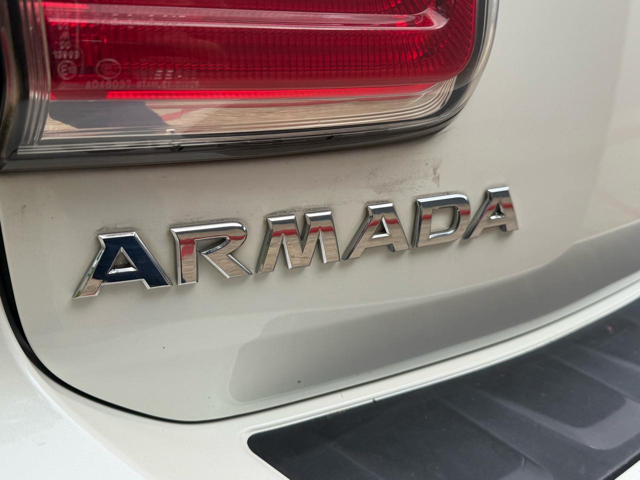 Nissan Armada 2WD 4dr Platinum 2017