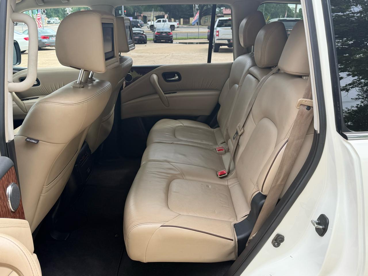 Nissan Armada 2WD 4dr Platinum 2017