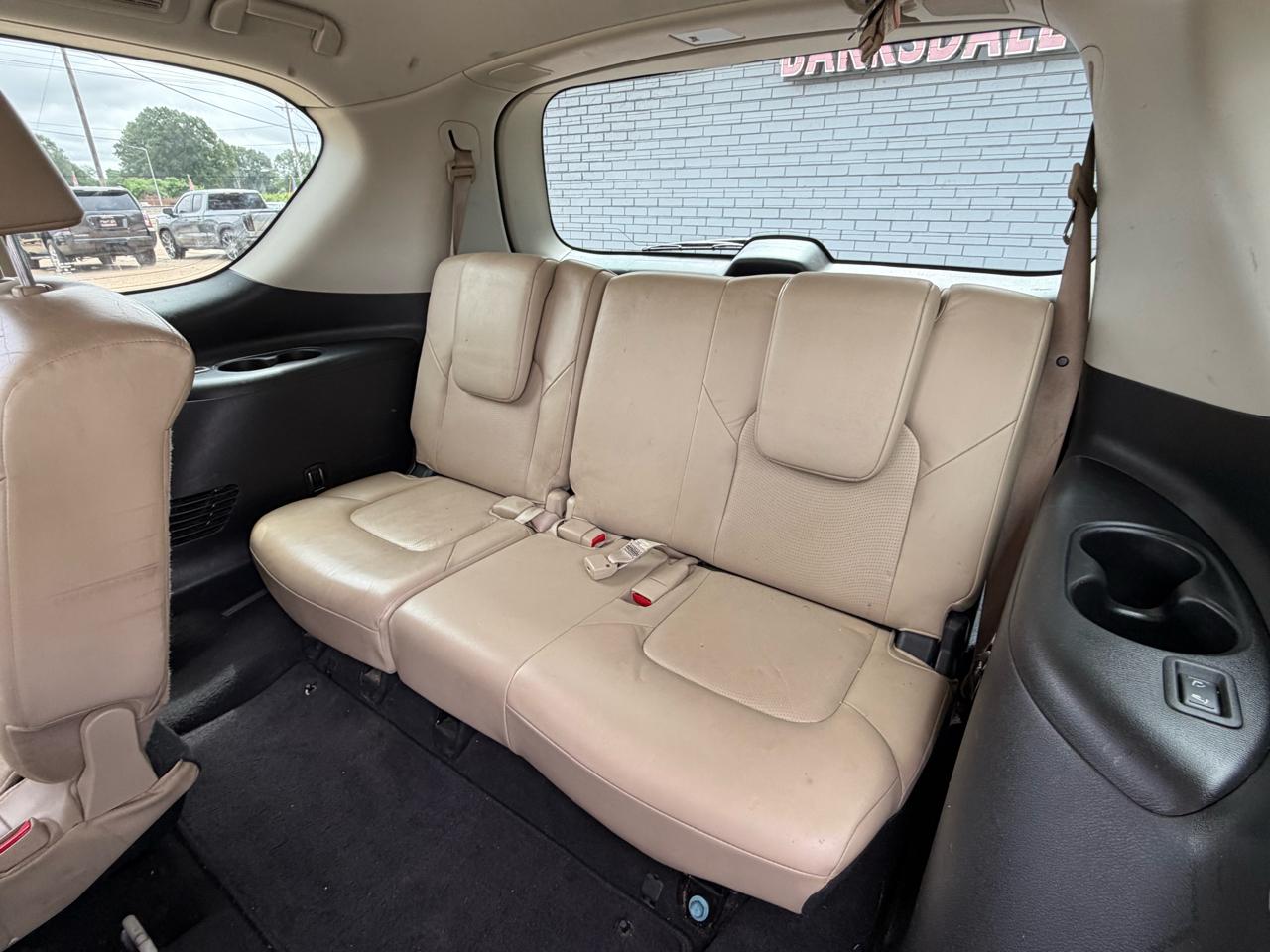 Nissan Armada 2WD 4dr Platinum 2017