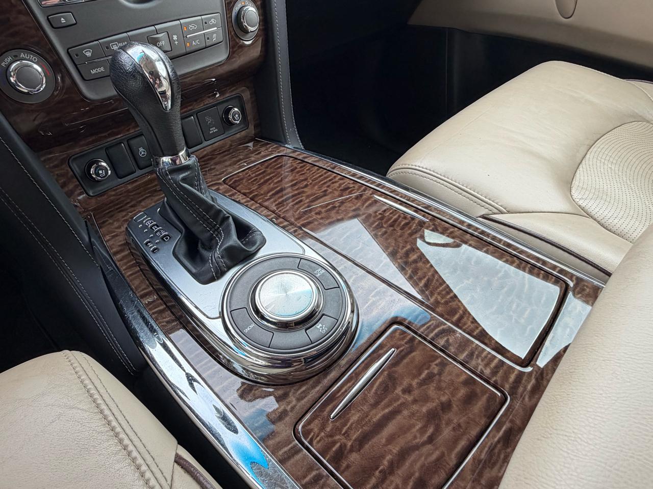 Nissan Armada 2WD 4dr Platinum 2017