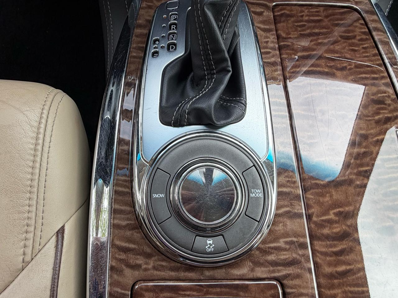 Nissan Armada 2WD 4dr Platinum 2017