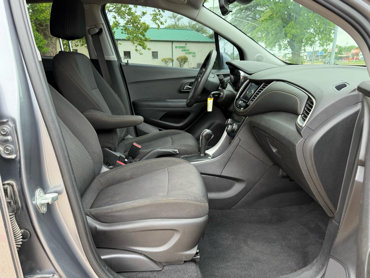 Chevrolet Trax FWD 4dr LS 2020