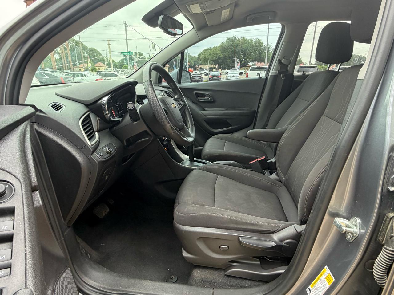 Chevrolet Trax FWD 4dr LS 2020