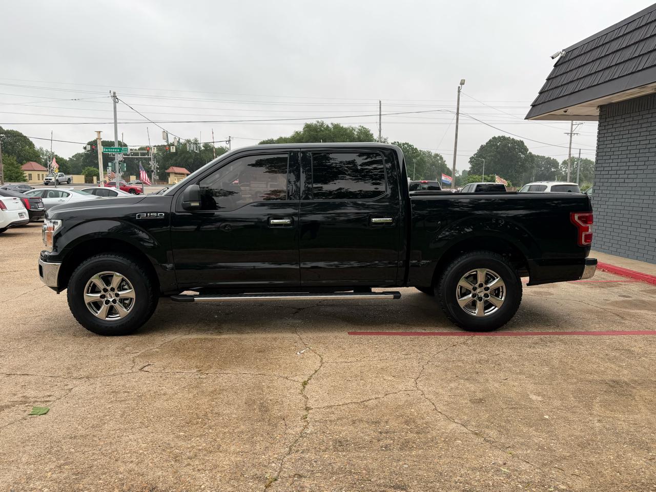 Ford F150 XLT Reg Cab 2WD 122 2019