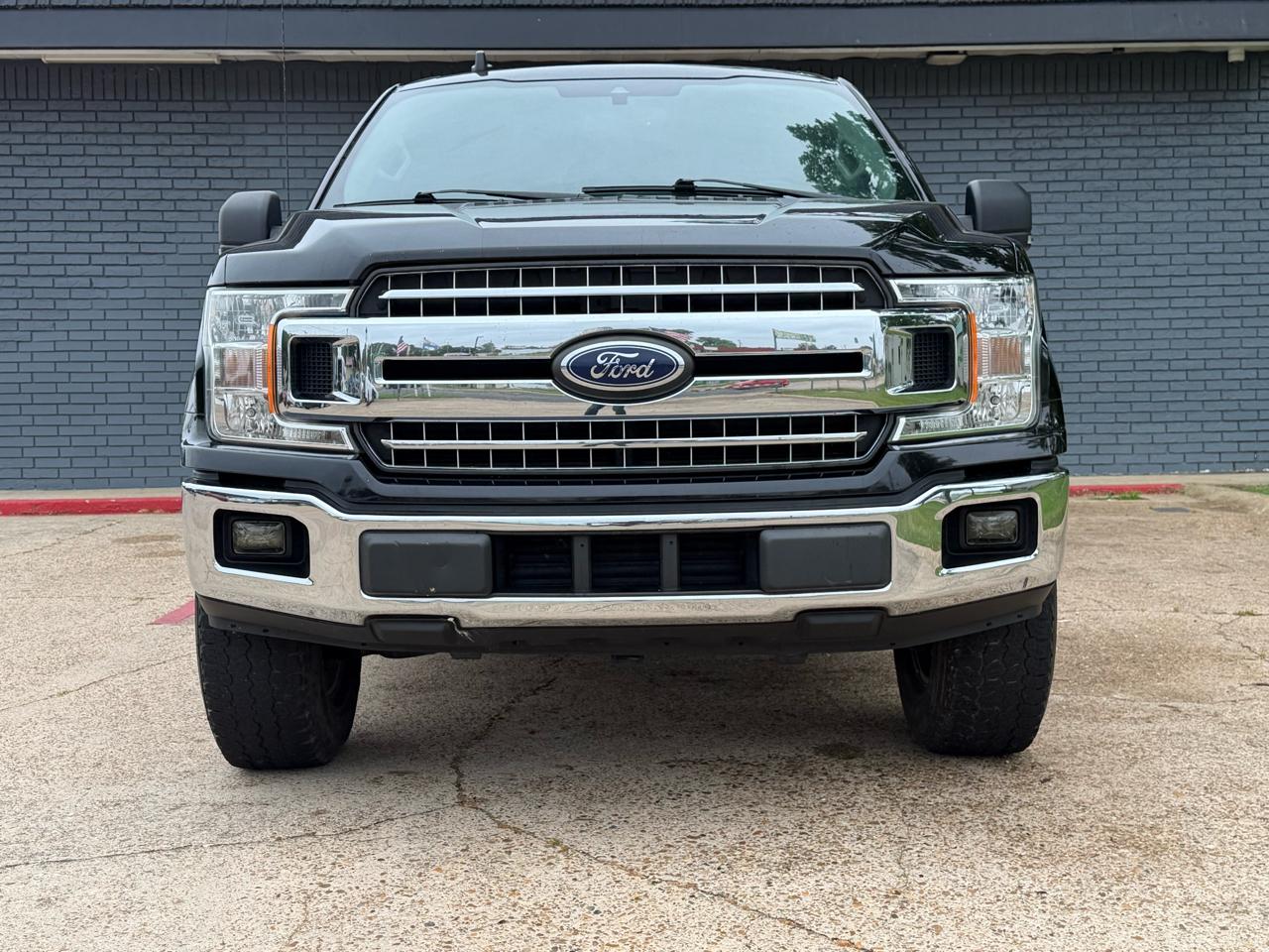 Ford F150 XLT Reg Cab 2WD 122 2019