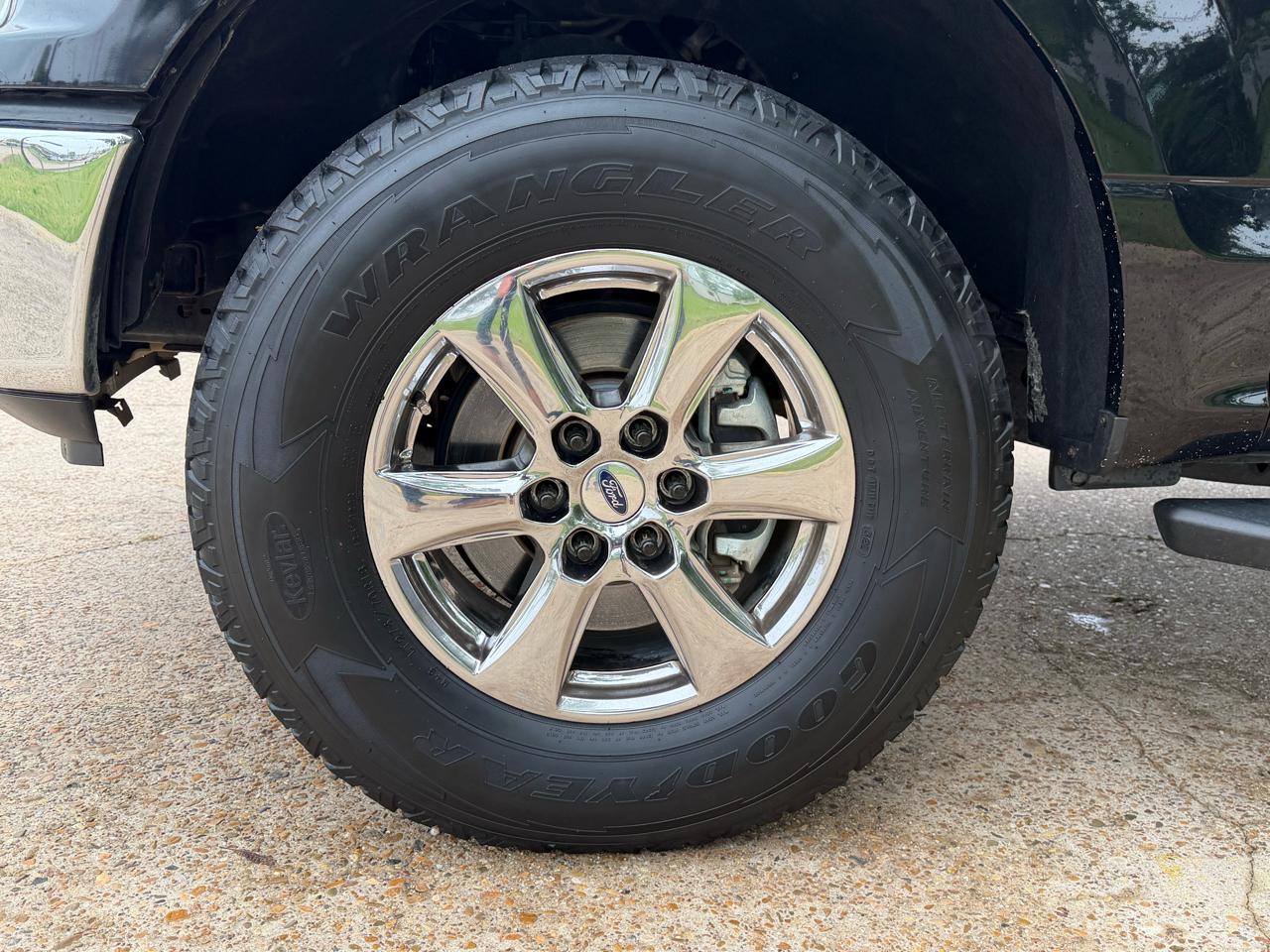 Ford F150 XLT Reg Cab 2WD 122 2019