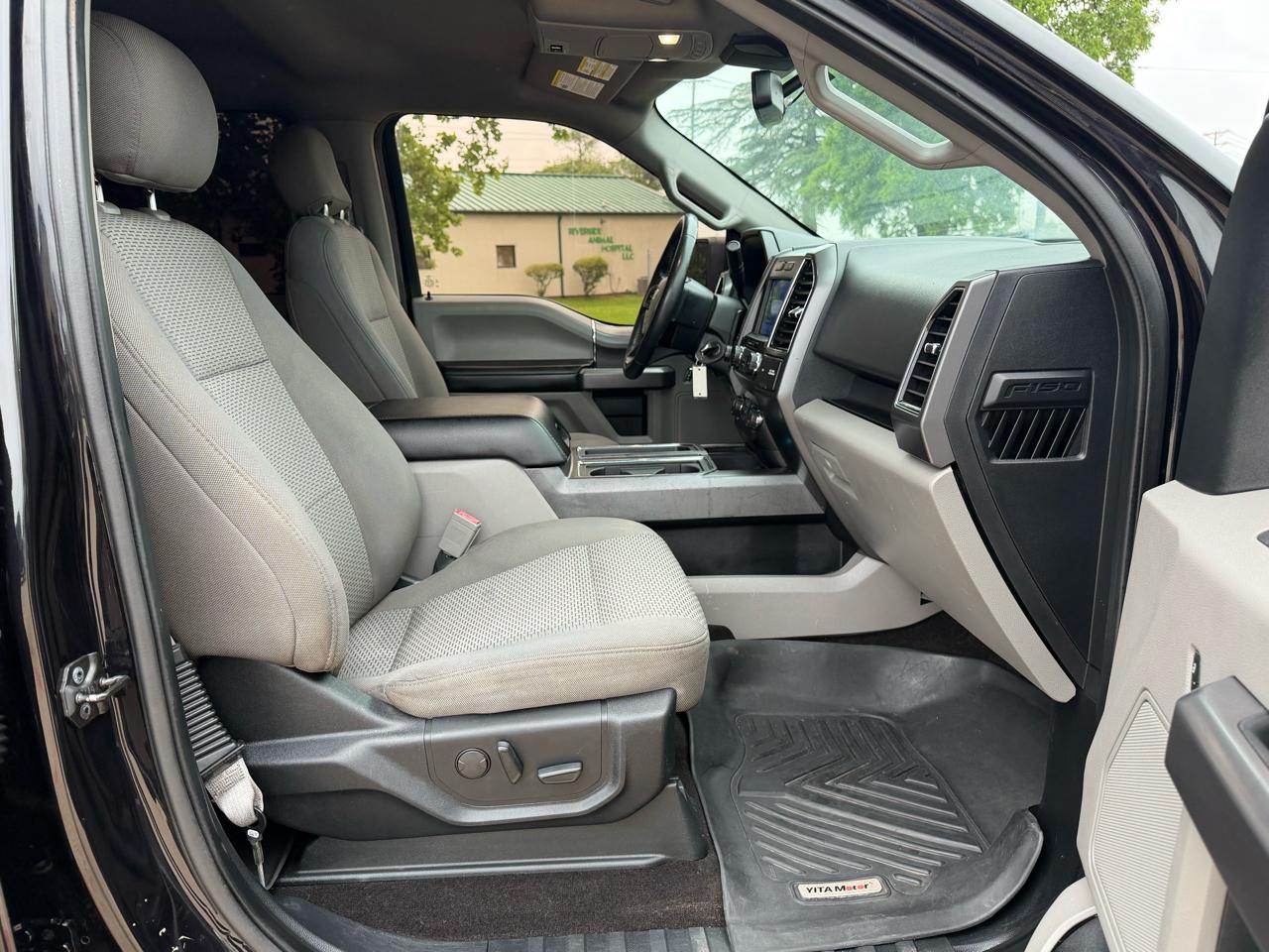 Ford F150 XLT Reg Cab 2WD 122 2019