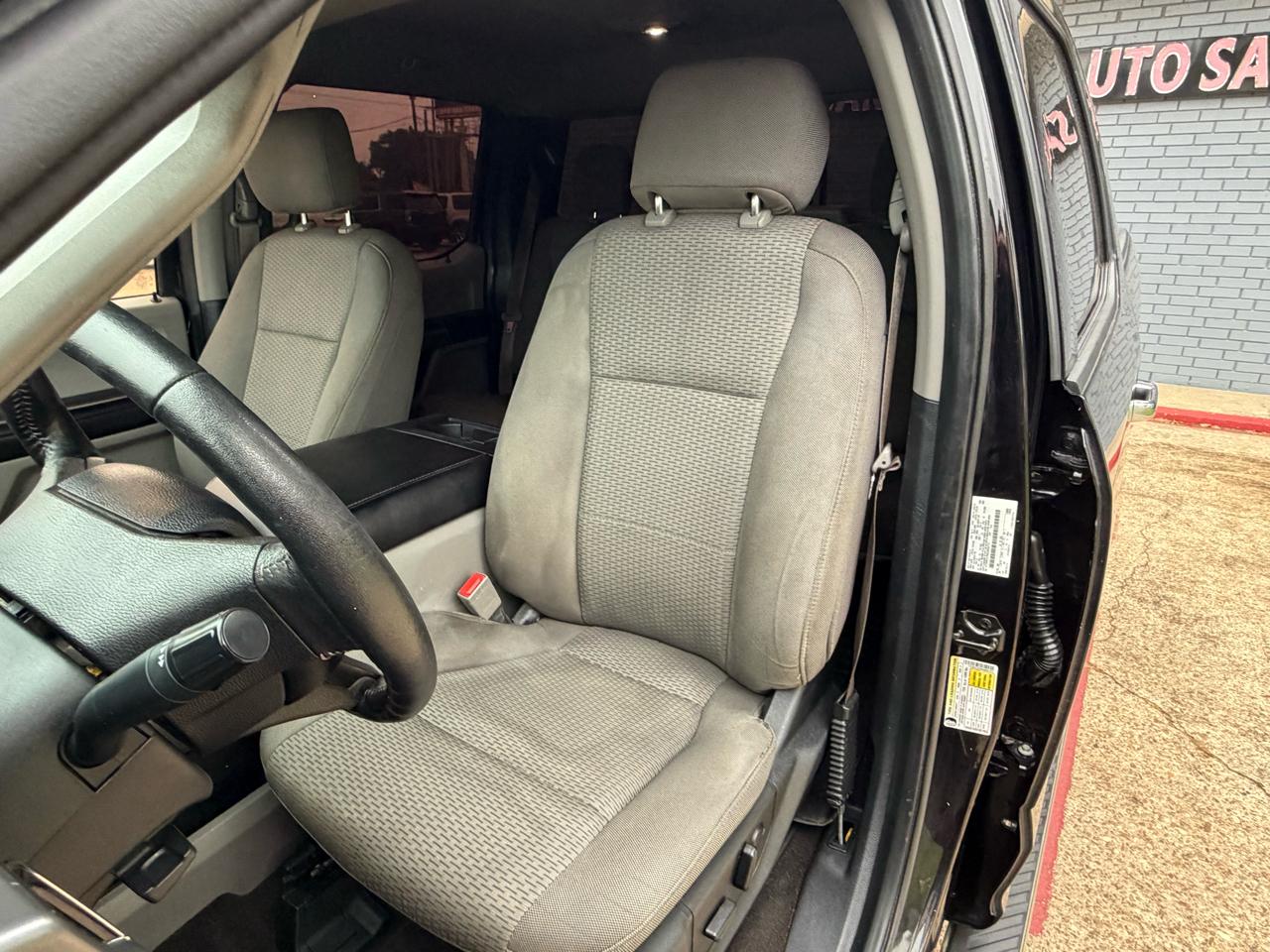 Ford F150 XLT Reg Cab 2WD 122 2019