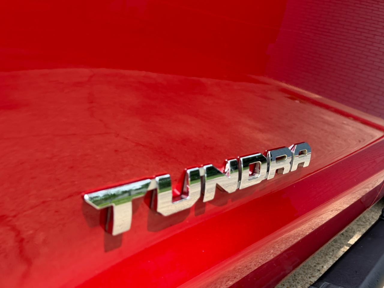 Toyota Tundra SR5 4.6L V8 Double Cab 2WD 2014