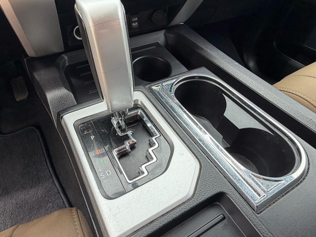 Toyota Tundra SR5 4.6L V8 Double Cab 2WD 2014