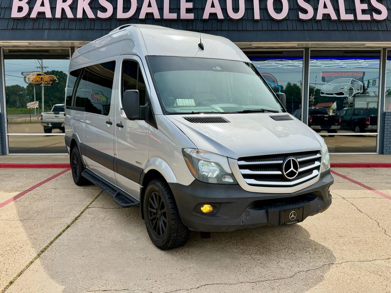 Mercedes-Benz Sprinter 2500 Passenger Van 144-in. WB 2016