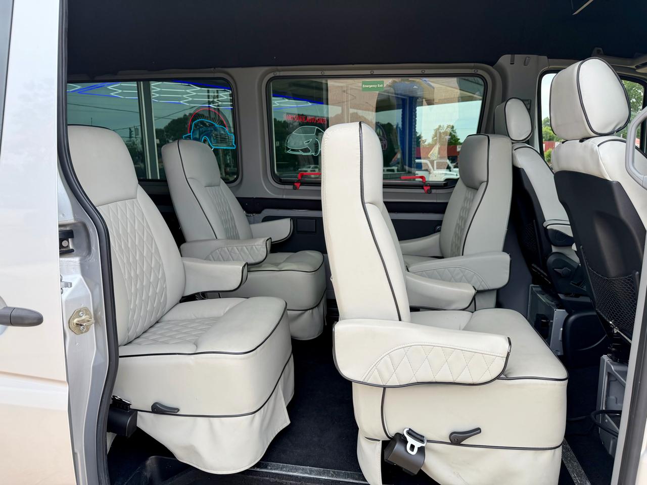 Mercedes-Benz Sprinter 2500 Passenger Van 144-in. WB 2016
