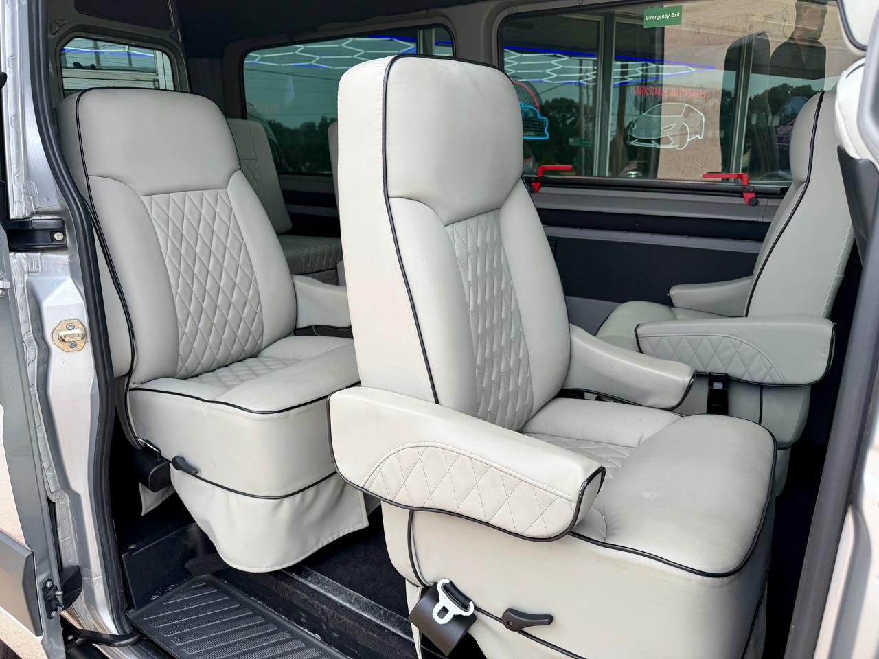Mercedes-Benz Sprinter 2500 Passenger Van 144-in. WB 2016