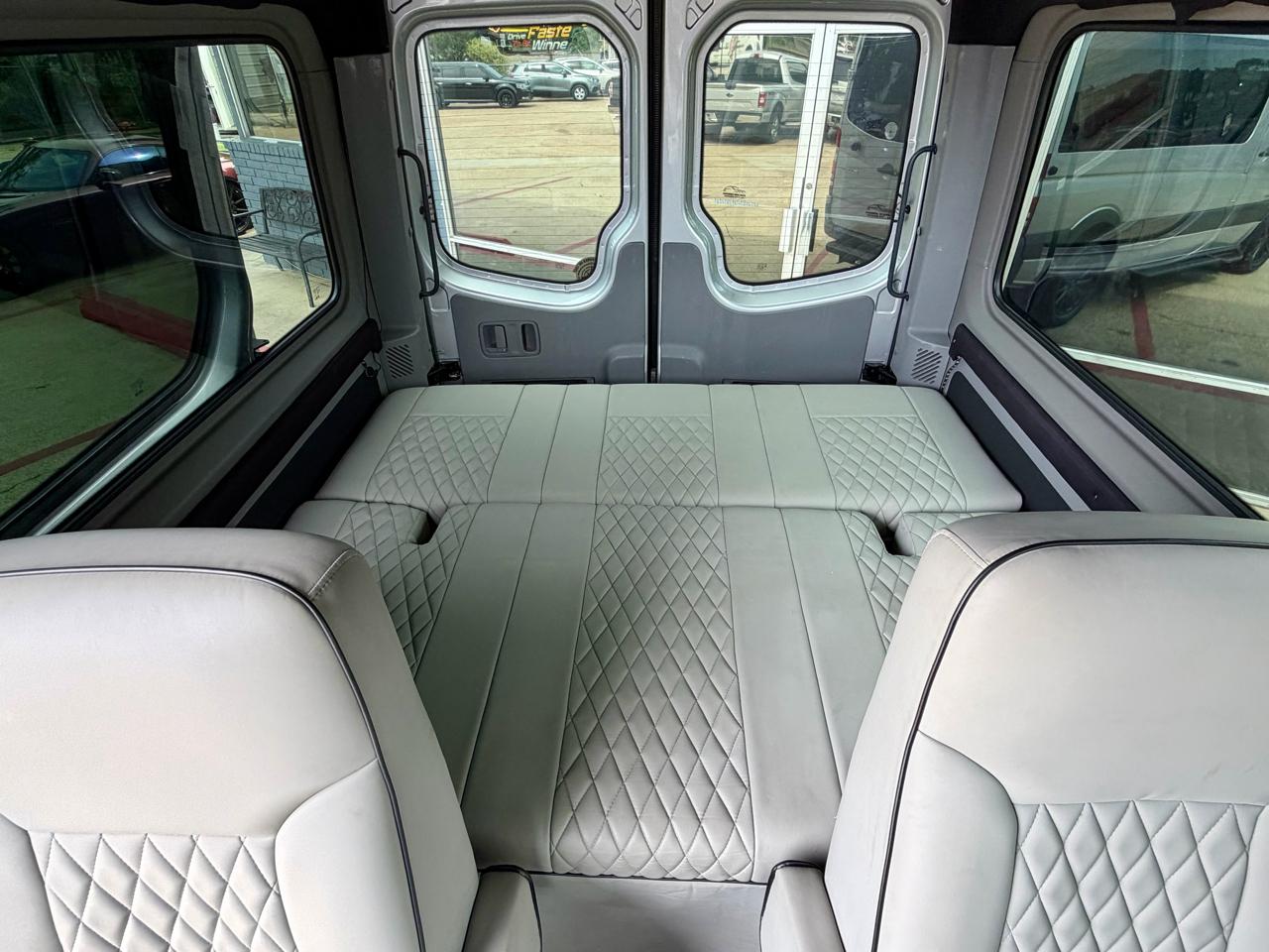 Mercedes-Benz Sprinter 2500 Passenger Van 144-in. WB 2016