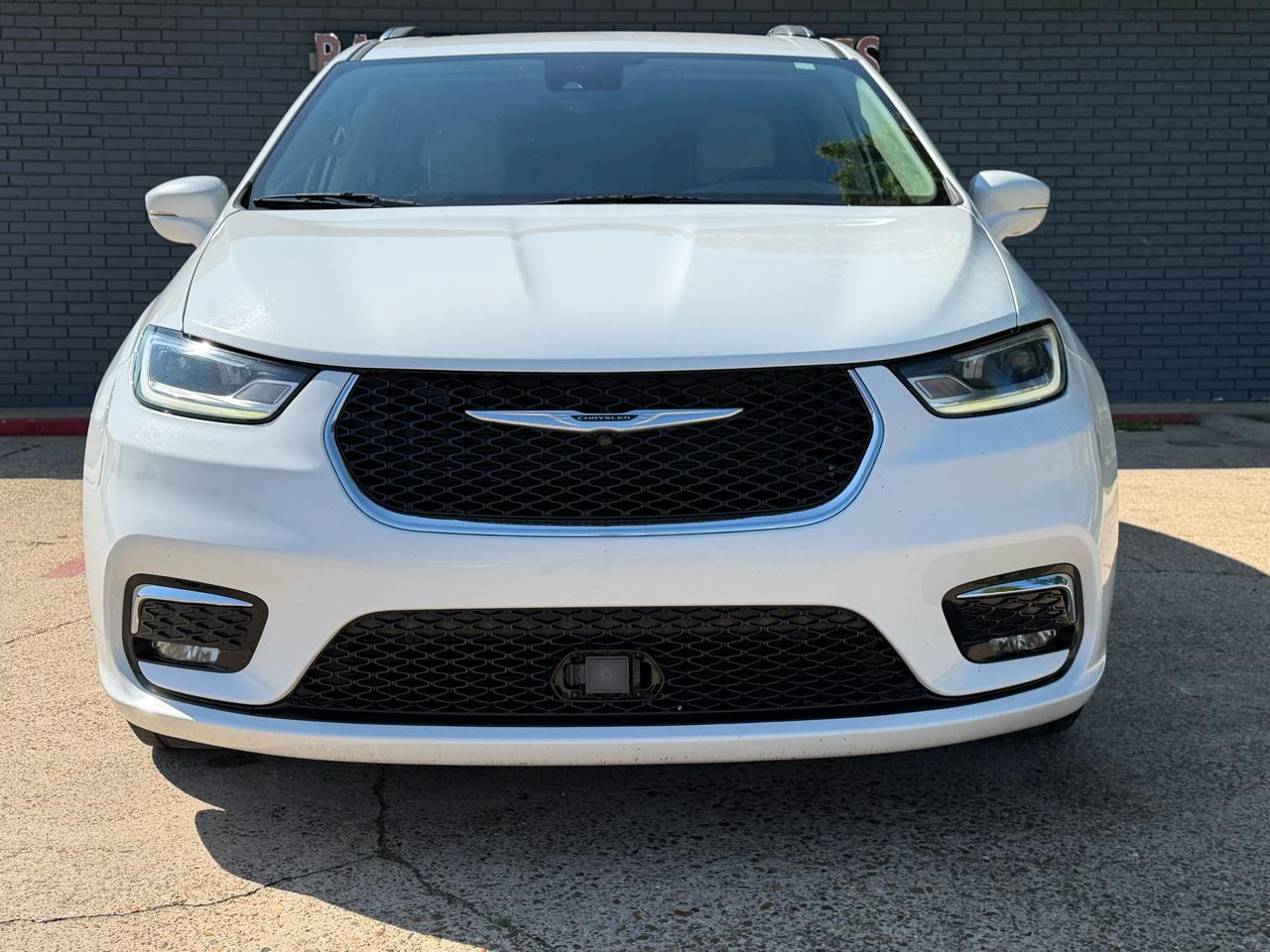 Chrysler Pacifica Limited FWD 2021