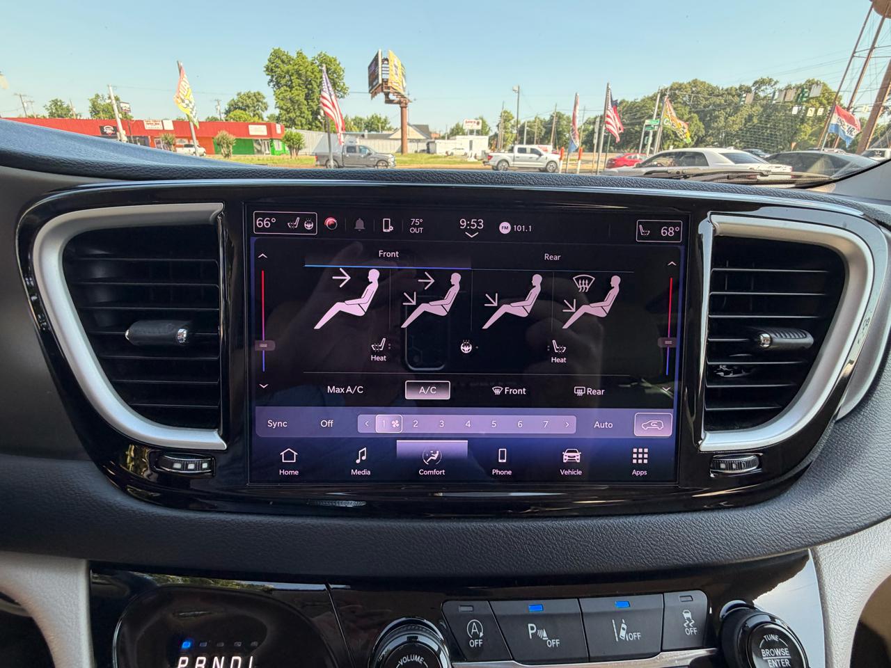 Chrysler Pacifica Limited FWD 2021