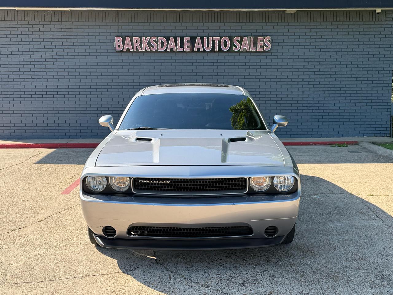 Dodge Challenger Base 2014