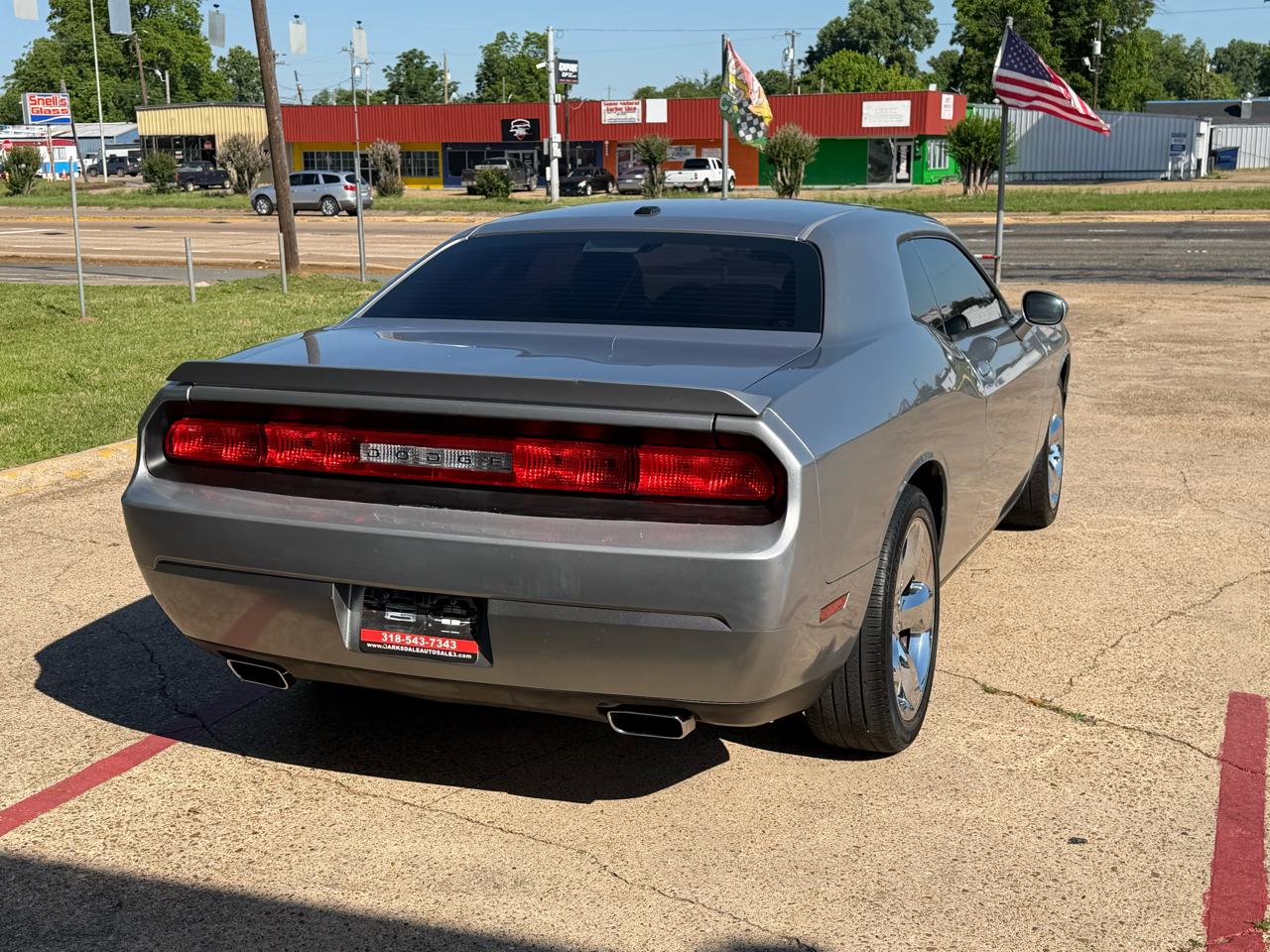 Dodge Challenger Base 2014
