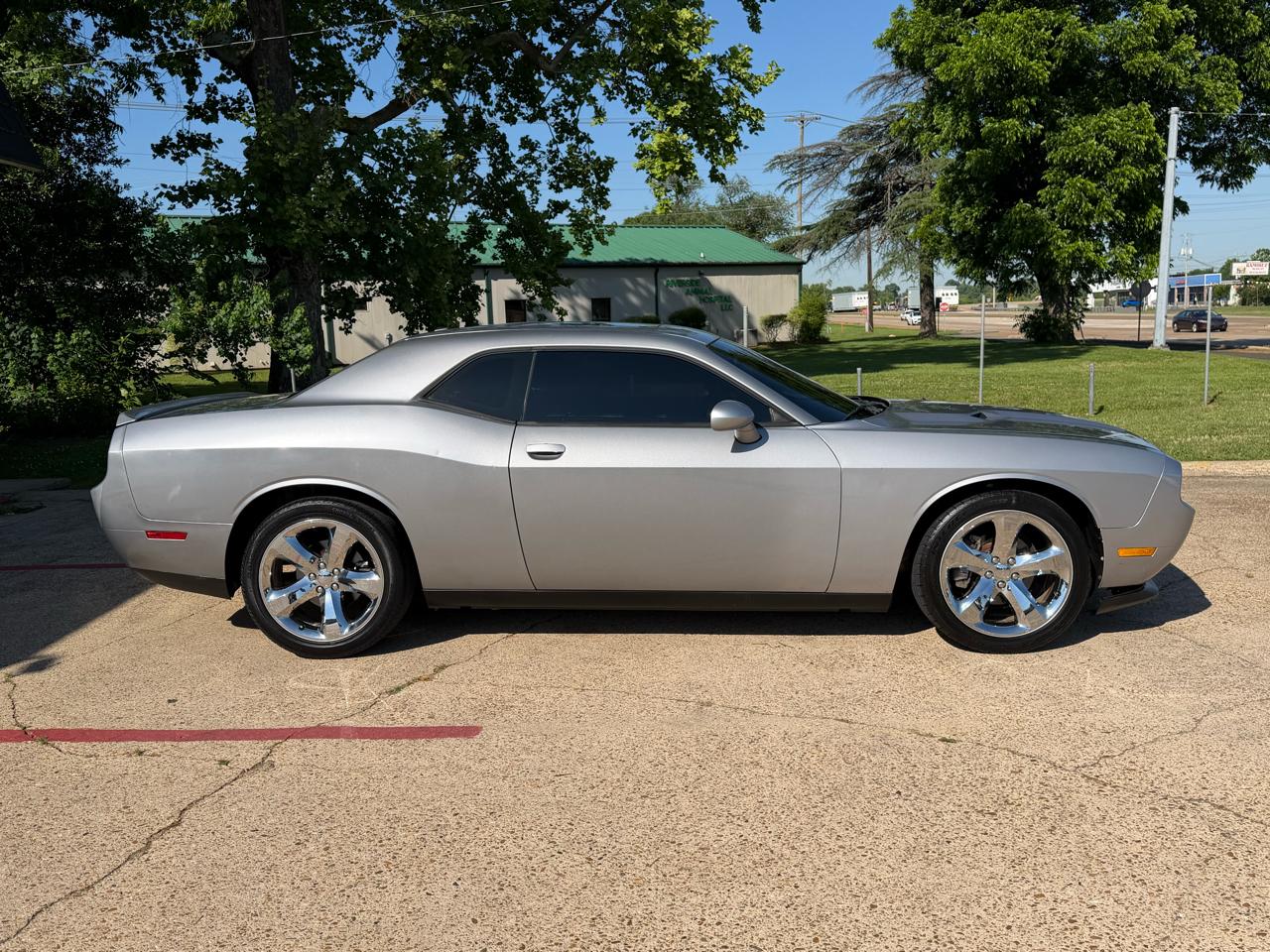 Dodge Challenger Base 2014