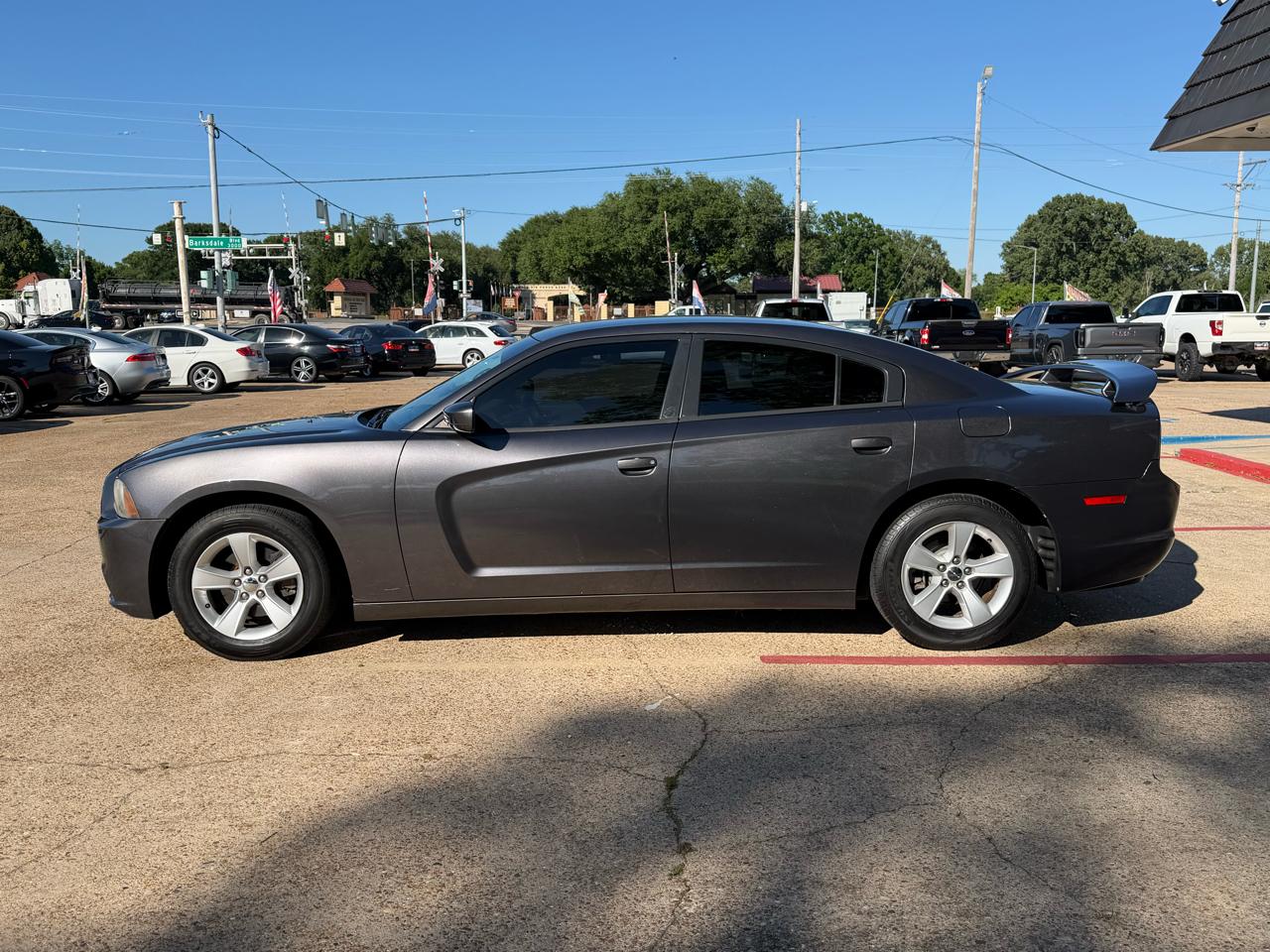Dodge Charger 4dr Sdn SXT Plus RWD 2014