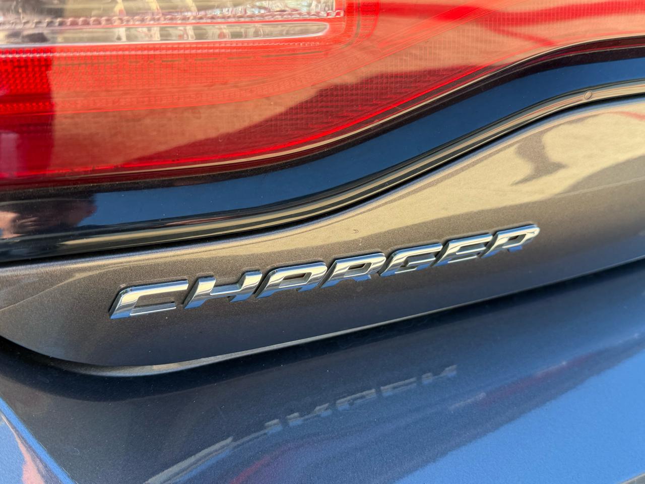 Dodge Charger 4dr Sdn SXT Plus RWD 2014