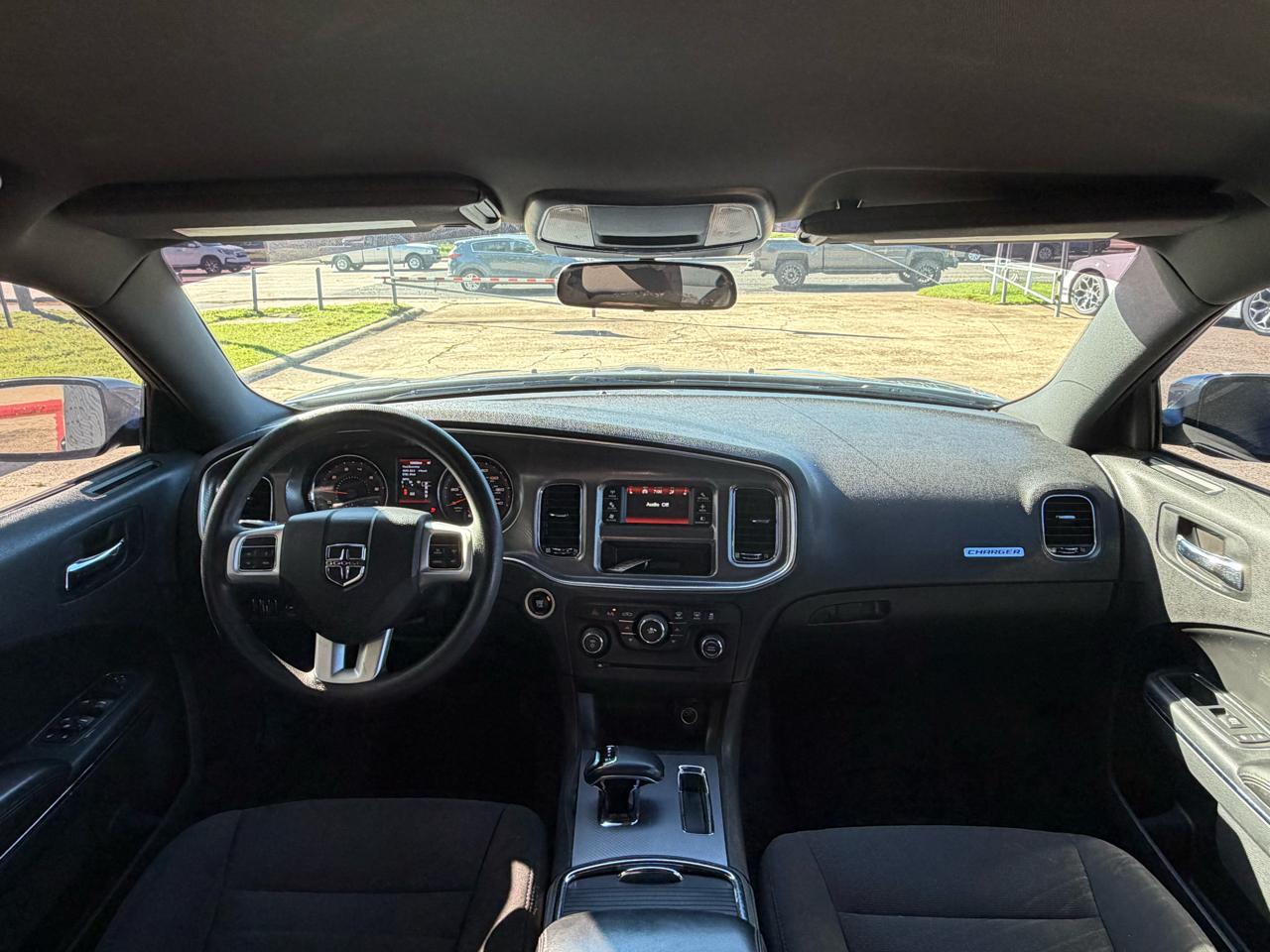 Dodge Charger 4dr Sdn SXT Plus RWD 2014