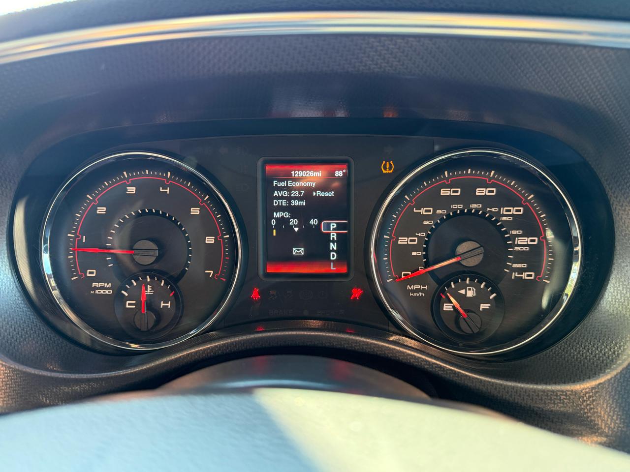 Dodge Charger 4dr Sdn SXT Plus RWD 2014