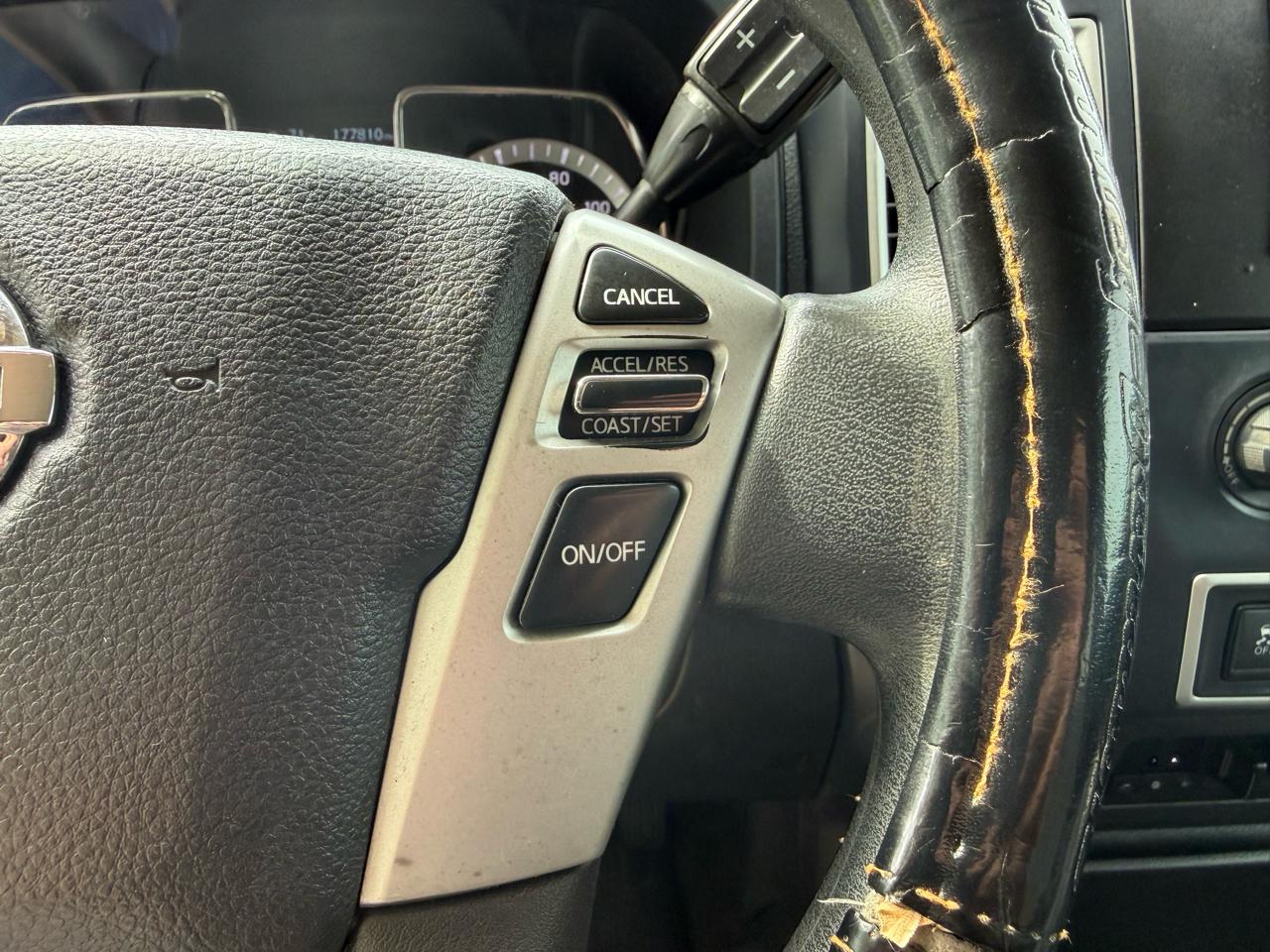 Nissan Titan XD 4WD Crew Cab SL Diesel 2017