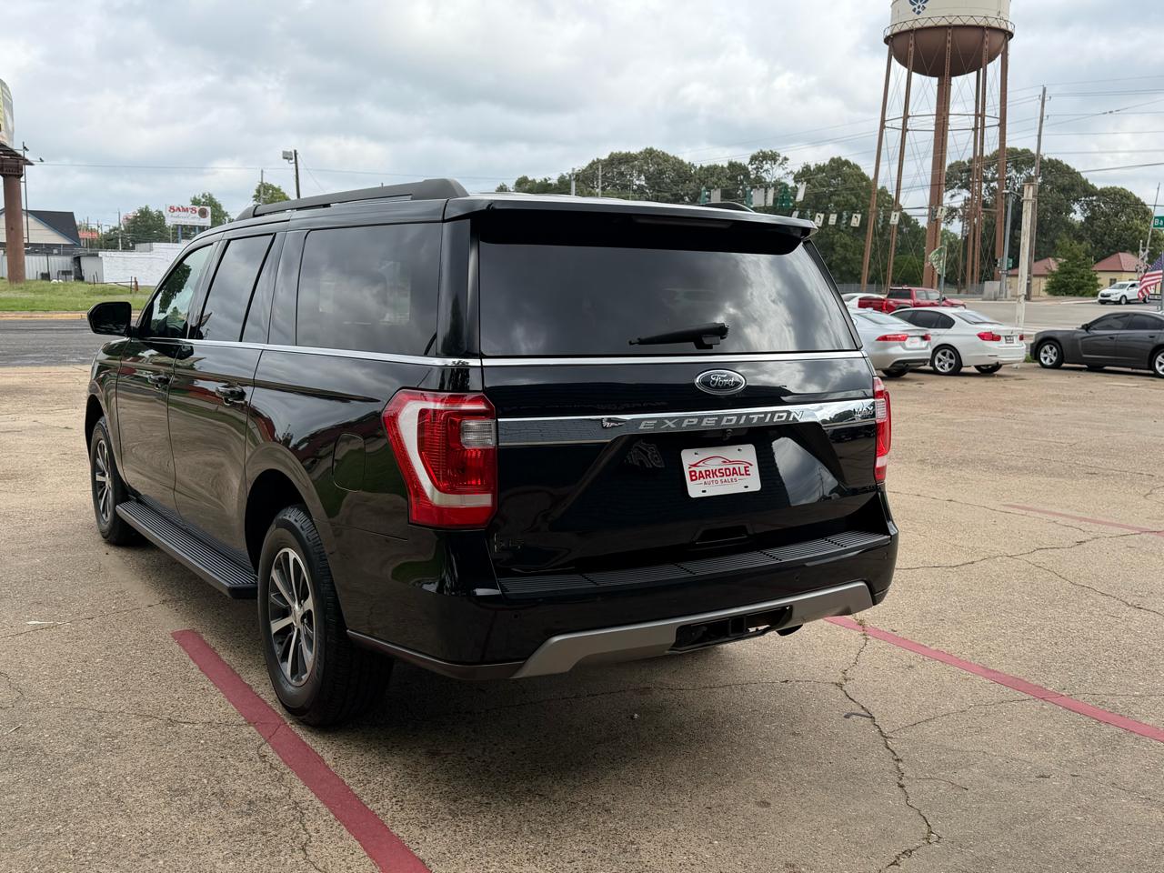 Ford Expedition 119" XLT 2021