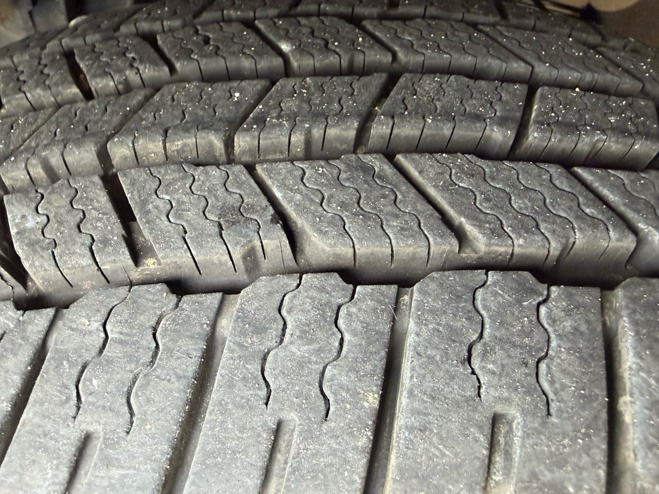 Ford Expedition 119" XLT 2021