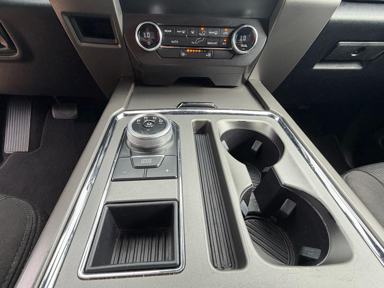 Ford Expedition 119" XLT 2021