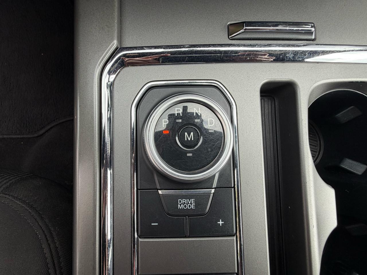 Ford Expedition 119" XLT 2021