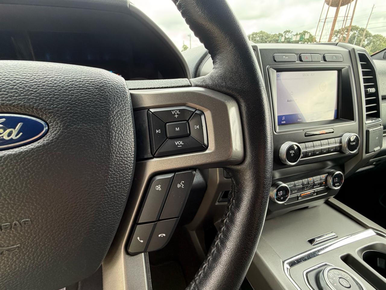 Ford Expedition 119" XLT 2021