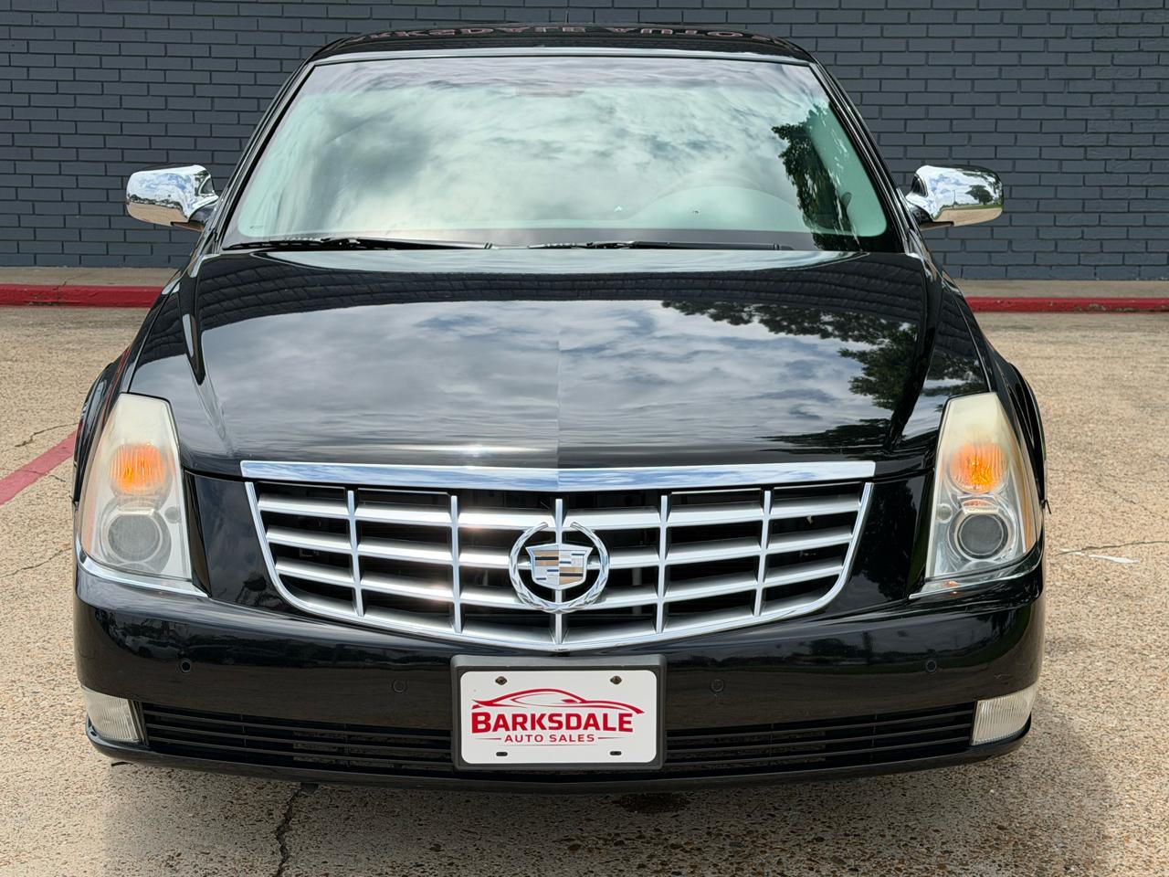 Cadillac DTS 4dr Sdn V8 2006