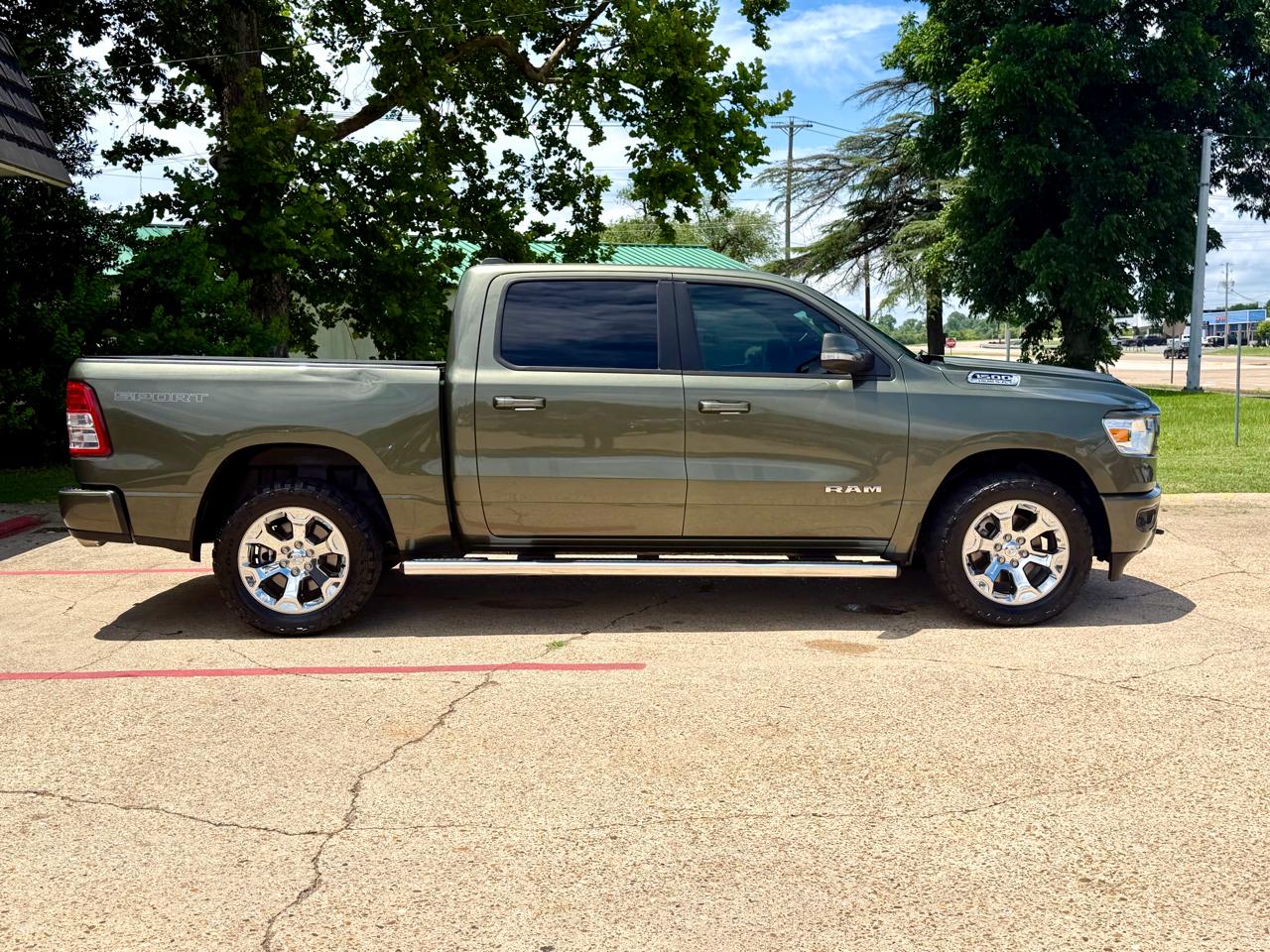RAM 1500 4WD Crew Cab 140.5" Big Horn 2020