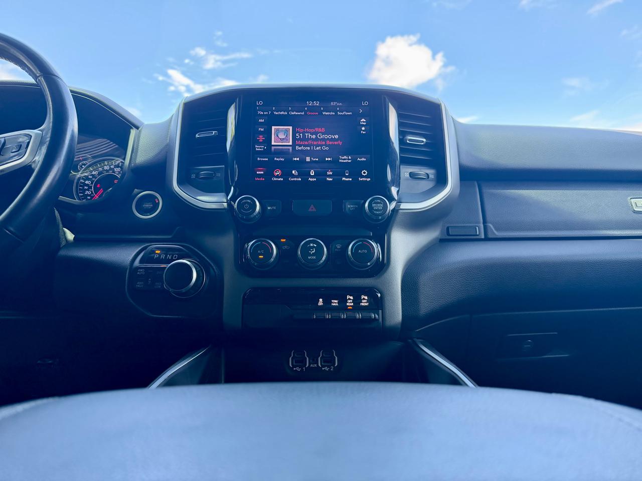 RAM 1500 4WD Crew Cab 140.5" Big Horn 2020